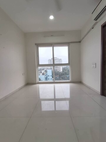 Bedroom in 2 BHK Apartment at Metro Nakshatra, Chembur – for Sale
