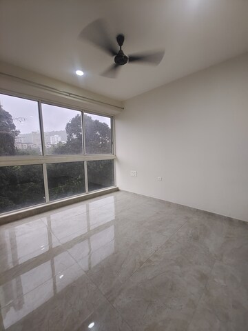 Room in 2 BHK Apartment at Tata Serein, Pokhran Road No Two – for Rent