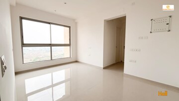 Room in 1 BHK Apartment at Hiranandani Fortune City, New Panvel – for Rent