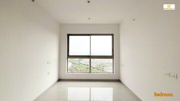 Room in 1 BHK Apartment at Hiranandani Fortune City, New Panvel – for Rent