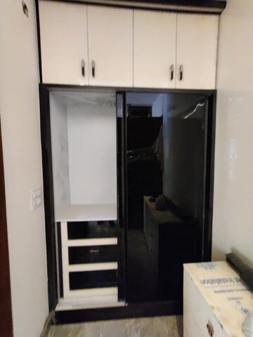 Furnished Amenities in 5 BHK Independent House at Gms Road – for Sale