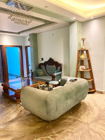 Bedroom in 3.5 BHK Builder Floor at Sector 76 – for Sale