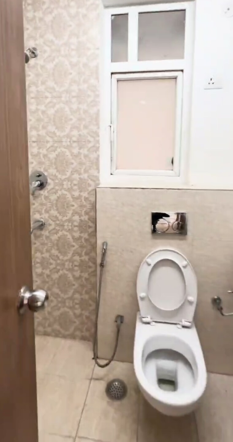 Bathroom, ats-marigold 3 Bedroom 1750 Sq.Ft. Apartment In Sector 89a Gurgaon 8908913