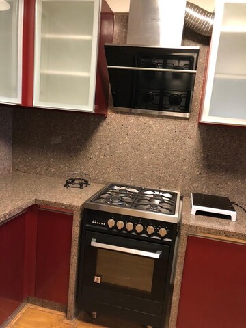 Furnished Amenities in 2 BHK Apartment at Elegant Orchid, Richards Town – for Rent