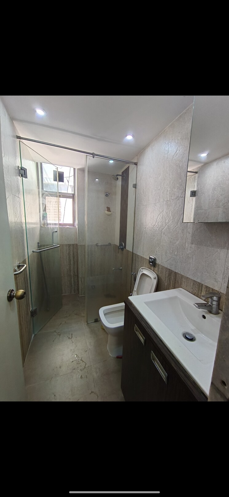 Bathroom, runwal-nirvana 3 Bedroom 1250 Sq.Ft. Apartment In Parel Mumbai 8908889