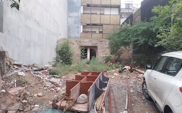 Plot For Sale in Gamma I Greater Noida
