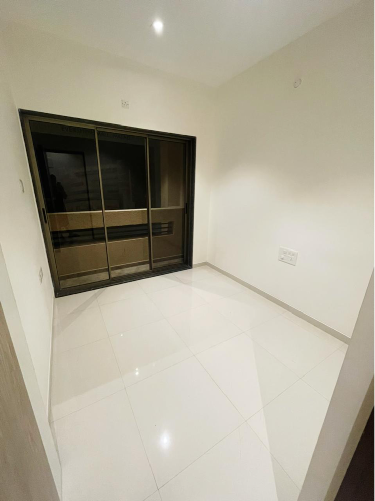 Room, evershine-amavi-303-phase-1 1 Bedroom 402 Sq.Ft. Apartment In Gopcharpada Palghar 8908980
