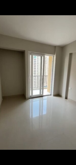 Room in 2 BHK Apartment at Tata Eureka Park, Sector 150 – for Sale