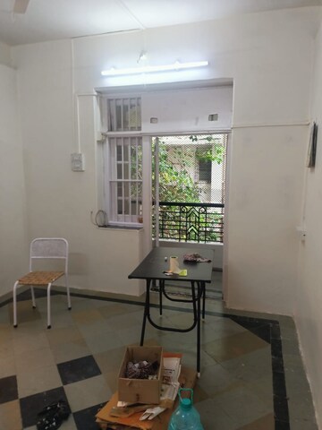 Master Bedroom in 1 RK Apartment at Matung Kamal Kunj Apartment, Matunga – for Rent