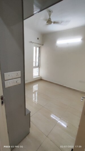 3 BHK Apartment For Sale in Gaur City 2 - 14th Avenue, Sector 16c Greater Noida