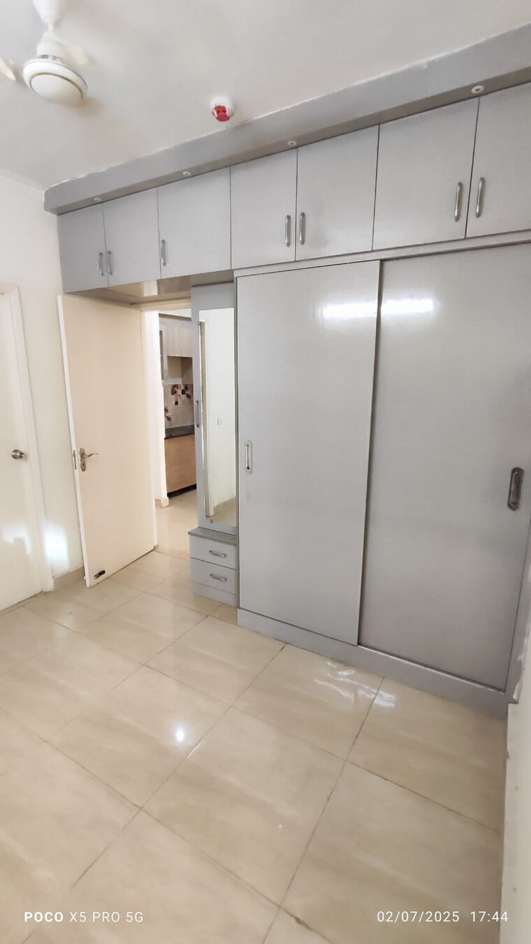 Room, gaur-city-2-14th-avenue 3 Bedroom 1175 Sq.Ft. Apartment In Sector 16c Greater Noida Greater Noida 8909076