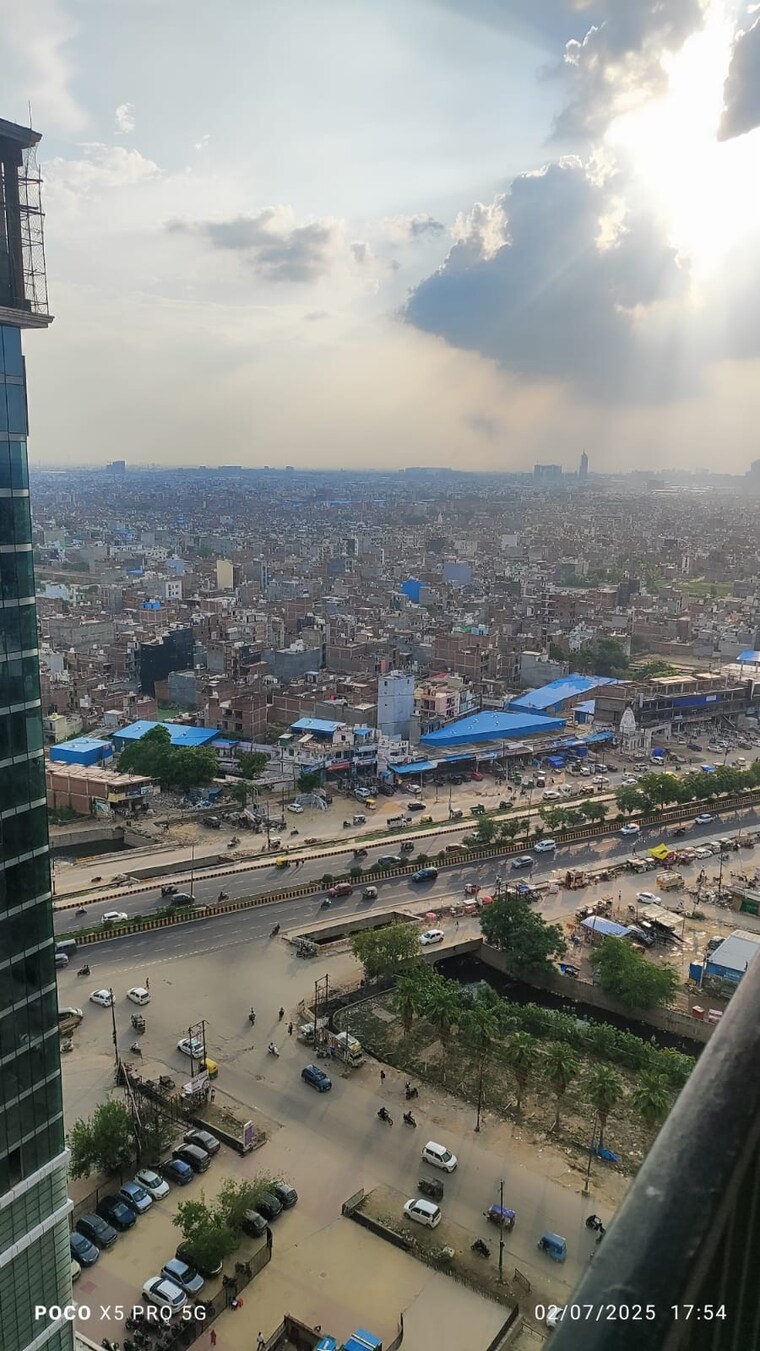 Swimming Pool, gaur-city-2-14th-avenue 3 Bedroom 1175 Sq.Ft. Apartment In Sector 16c Greater Noida Greater Noida 8909076