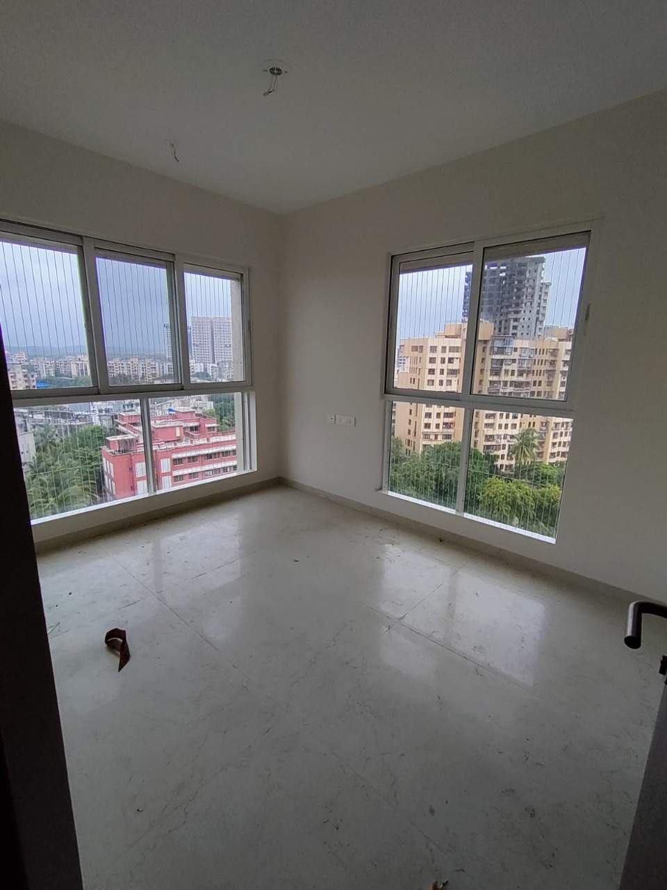 2 BHK 587 Sq.Ft. Apartment in Dosti Oro 67