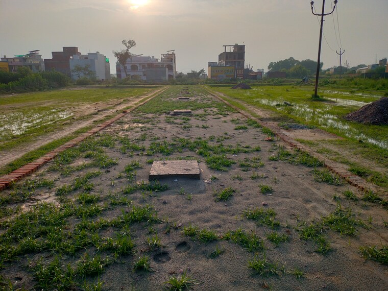 undefined, kalli paschim  2000 Sq.Ft. Plot In Kalli Paschim Lucknow 8909120