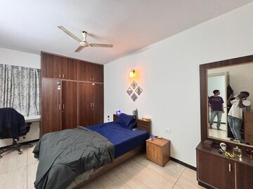 Bedroom in 3 BHK Apartment at Indiranagar – for Rent