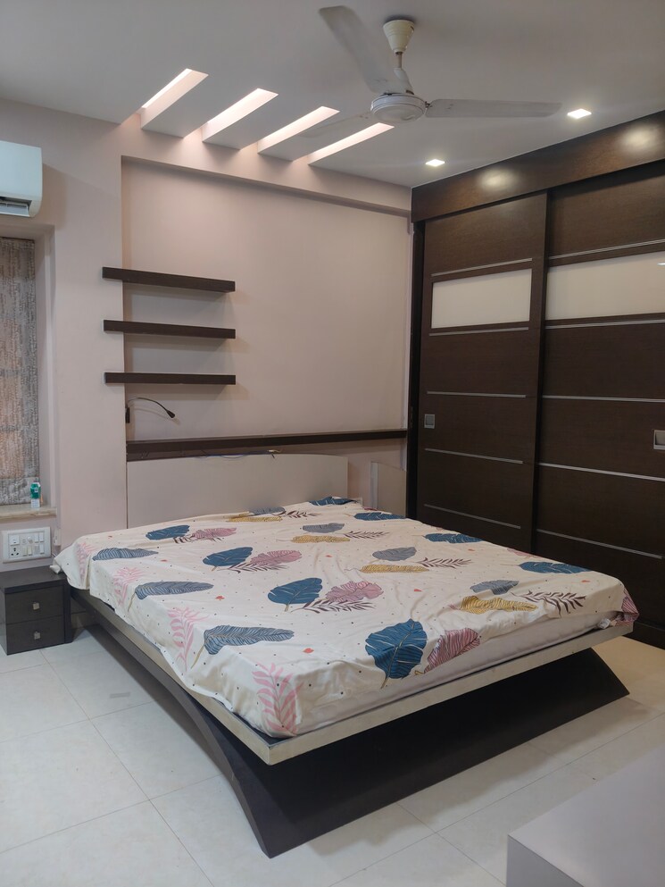 Bedroom, silver-sand-chs 2 Bedroom 950 Sq.Ft. Apartment In Andheri West Mumbai 8909131