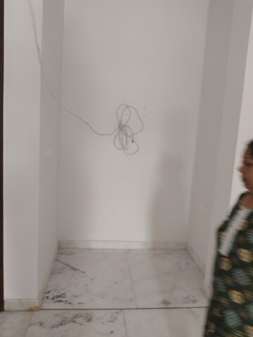 Room in 2 BHK Builder Floor at Sector 45 – for Rent