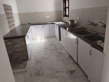 Kitchen in 2 BHK Builder Floor at Sector 45 – for Rent