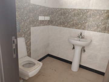 Bathroom in 2 BHK Builder Floor at Sector 45 – for Rent