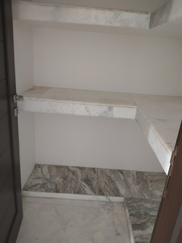 Bedroom, sector 45 2 Bedroom 250 Sq.Yd. Builder Floor In Sector 45 Faridabad 8909125