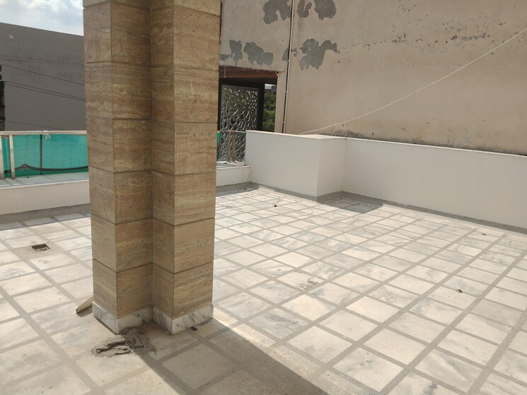 Bathroom, sector 45 2 Bedroom 250 Sq.Yd. Builder Floor In Sector 45 Faridabad 8909125