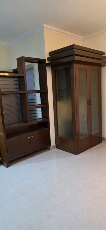 Room in 3 BHK Apartment at Prestige Wellington Park, Jalahalli – for Rent