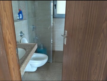 Bathroom in 2 BHK Apartment at Amanora Adreno Towers, Hadapsar – for Sale