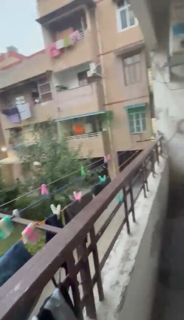 Balcony in 2.5 BHK Apartment at Uma Cooperative Society, Mayur Vihar 1 – for Rent