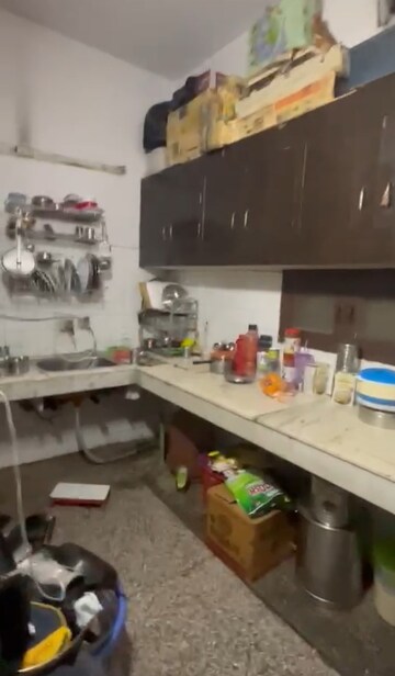 Kitchen in 2.5 BHK Apartment at Uma Cooperative Society, Mayur Vihar 1 – for Rent
