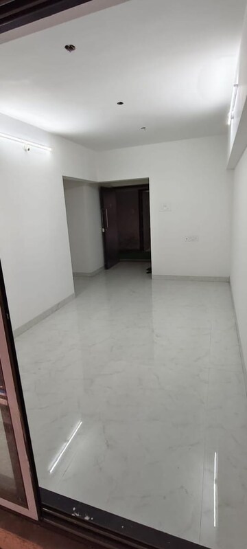 Room in 1 BHK Apartment at Navkar Avenue, Thane West – for Sale