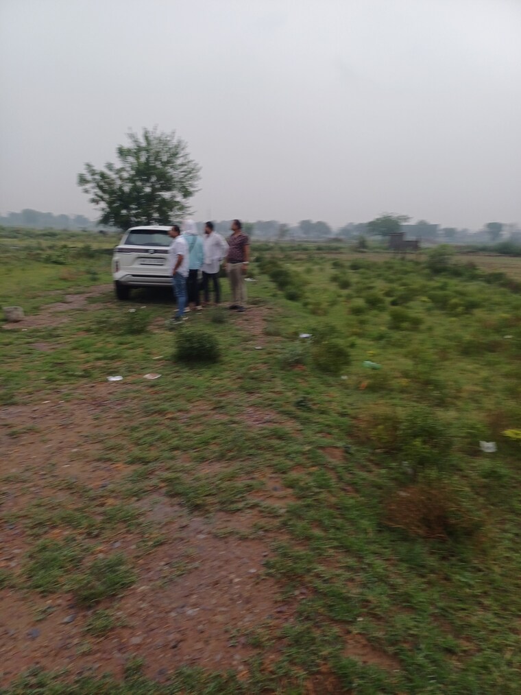 Garden, jajru  74 Sq.Yd. Plot In Jajru Faridabad 8909204