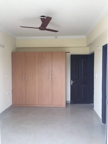 Room in 2 BHK Apartment at Dwarkadhish Homes, Sector 84 – for Rent