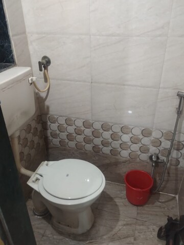 Bathroom in 1 BHK Apartment at Panchvan Complex, Borivali West – for Rent