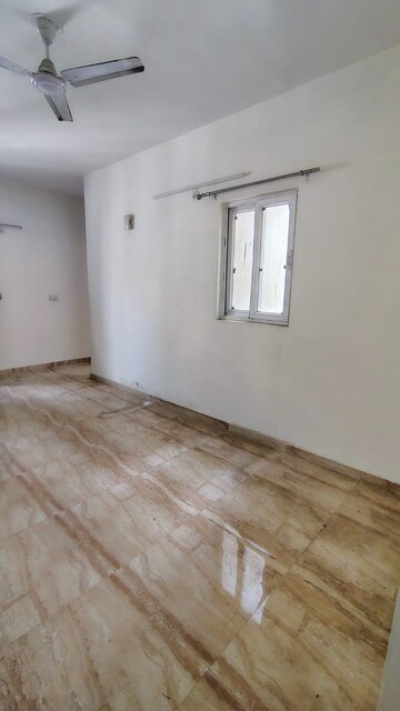 Room in 1 BHK Apartment at Pivotal Devaan, Sector 84 – for Rent