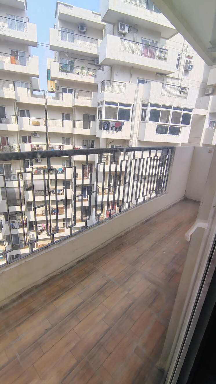 Balcony, pivotal-devaan 1 Bedroom 339 Sq.Ft. Apartment In Sector 84 Gurgaon 8909211