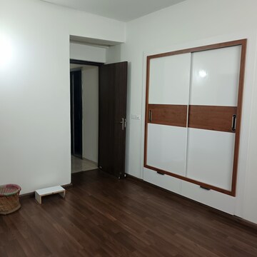 2 BHK Apartment For Rent in BPTP Discovery Park, Sector 80