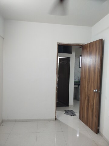 Room in 1 BHK Apartment at Equinox Business Park, Kurla West – for Rent