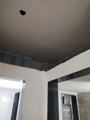 Room in 1 BHK Apartment at Equinox Business Park, Kurla West – for Rent