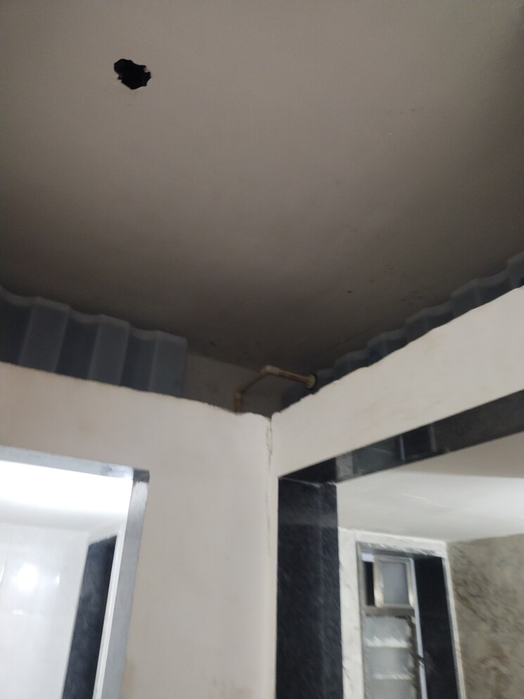 Room, equinox-business-park 1 Bedroom 310 Sq.Ft. Apartment In Kurla West Mumbai 8909227