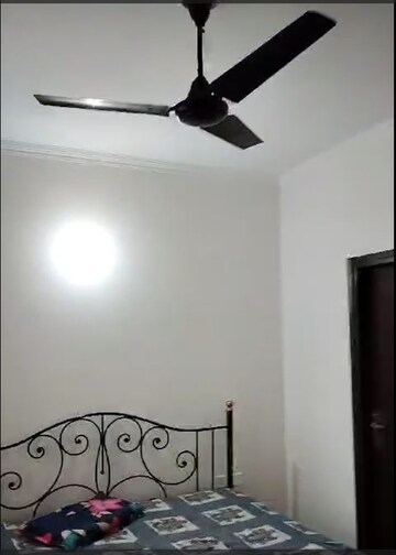 Room in 2 BHK Independent House at RWA Apartments Sector 47, Sector 47 – for Rent