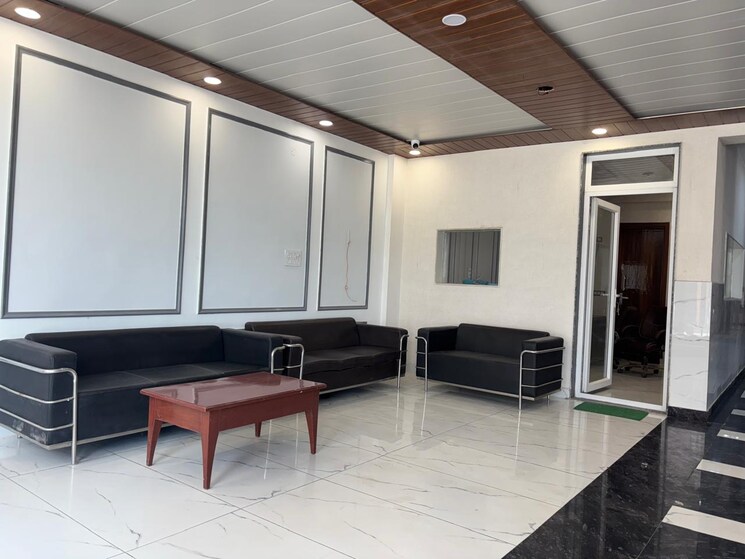 Kitchen, sector 18 1 RK 600 Sq.Ft. Independent House In Sector 18 Gurgaon 8909239