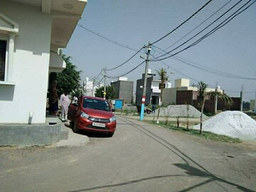  Plot – Exterior View View at VIctoryone Amara, Sector 16 Greater Noida - for Sale