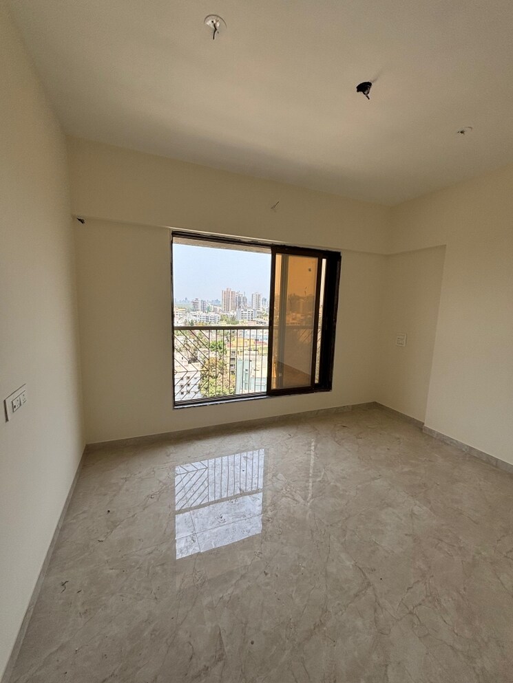 Room, shantivan 2 Bedroom 690 Sq.Ft. Apartment In Borivali West Mumbai 8909269