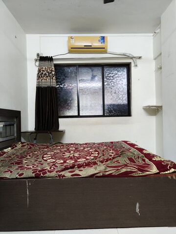 Bedroom in 2 BHK Apartment at Seawoods – for Rent
