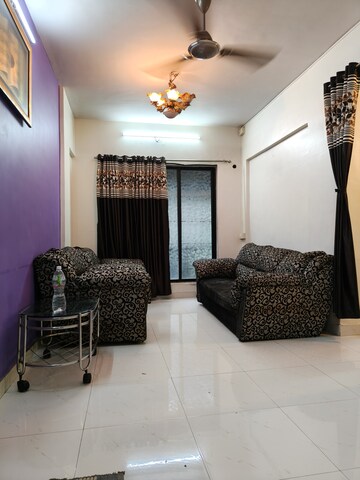 Living Room in 2 BHK Apartment at Seawoods – for Rent