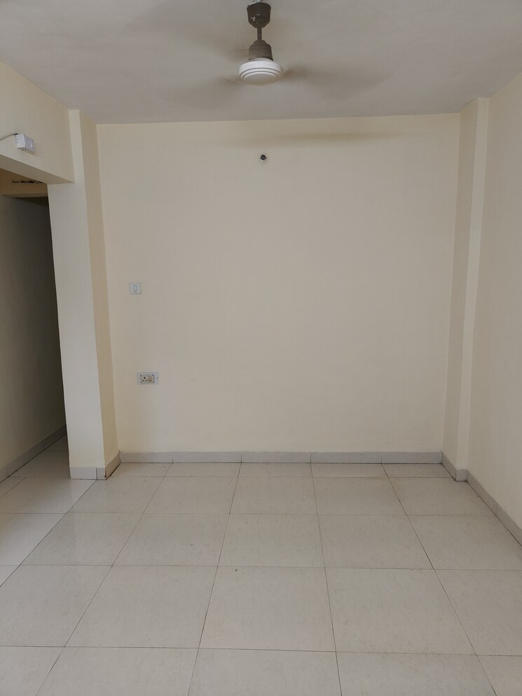 Room, seawoods sector 44 2 Bedroom 1200 Sq.Ft. Apartment In Seawoods Sector 44 Navi Mumbai 8909233