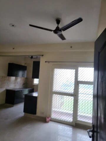 Furnished Amenities in 2 BHK Apartment at Aims Golf City, Sector 75 – for Rent