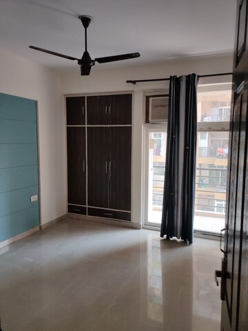 Room in 2 BHK Apartment at Arihant Ambience, Sain Vihar – for Rent