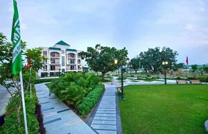  Plot For Sale in Omaxe Metro City, Kalli Paschim