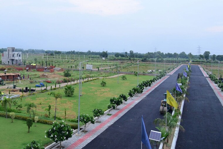 Garden, wing-lucknow-greens-plots  1600 Sq.Ft. Plot In Sultanpur Road Lucknow 8909302